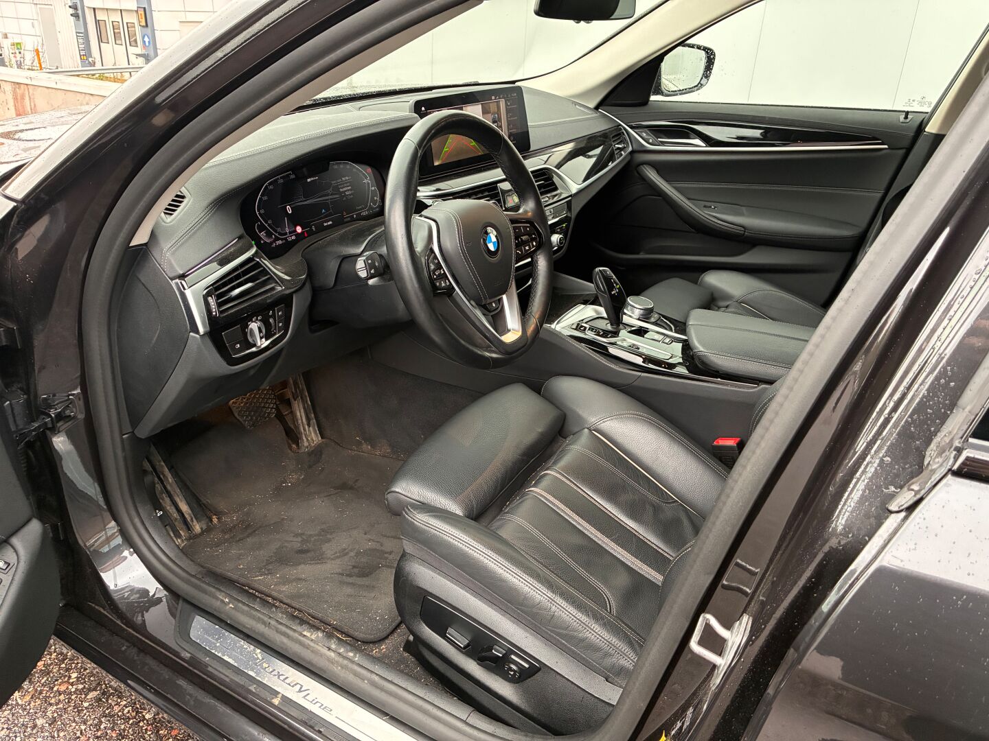 BMW 530 2021, bild 6/10