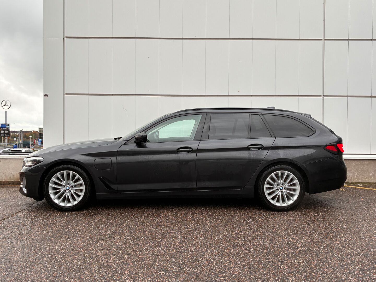 BMW 530 2021, bild 4/10