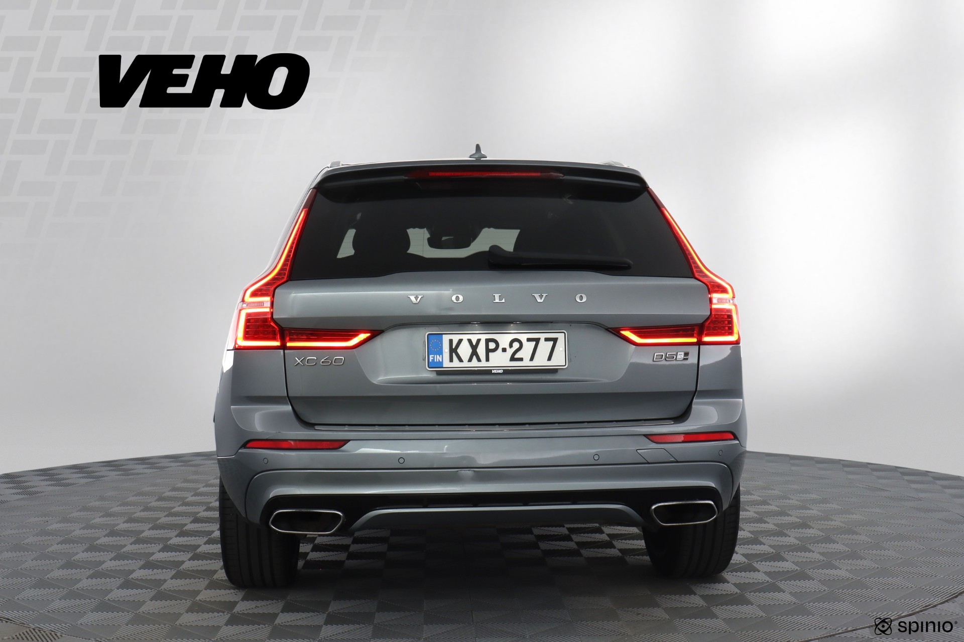 Volvo XC60 D5 AWD R-Design aut 2017, photo 3/29