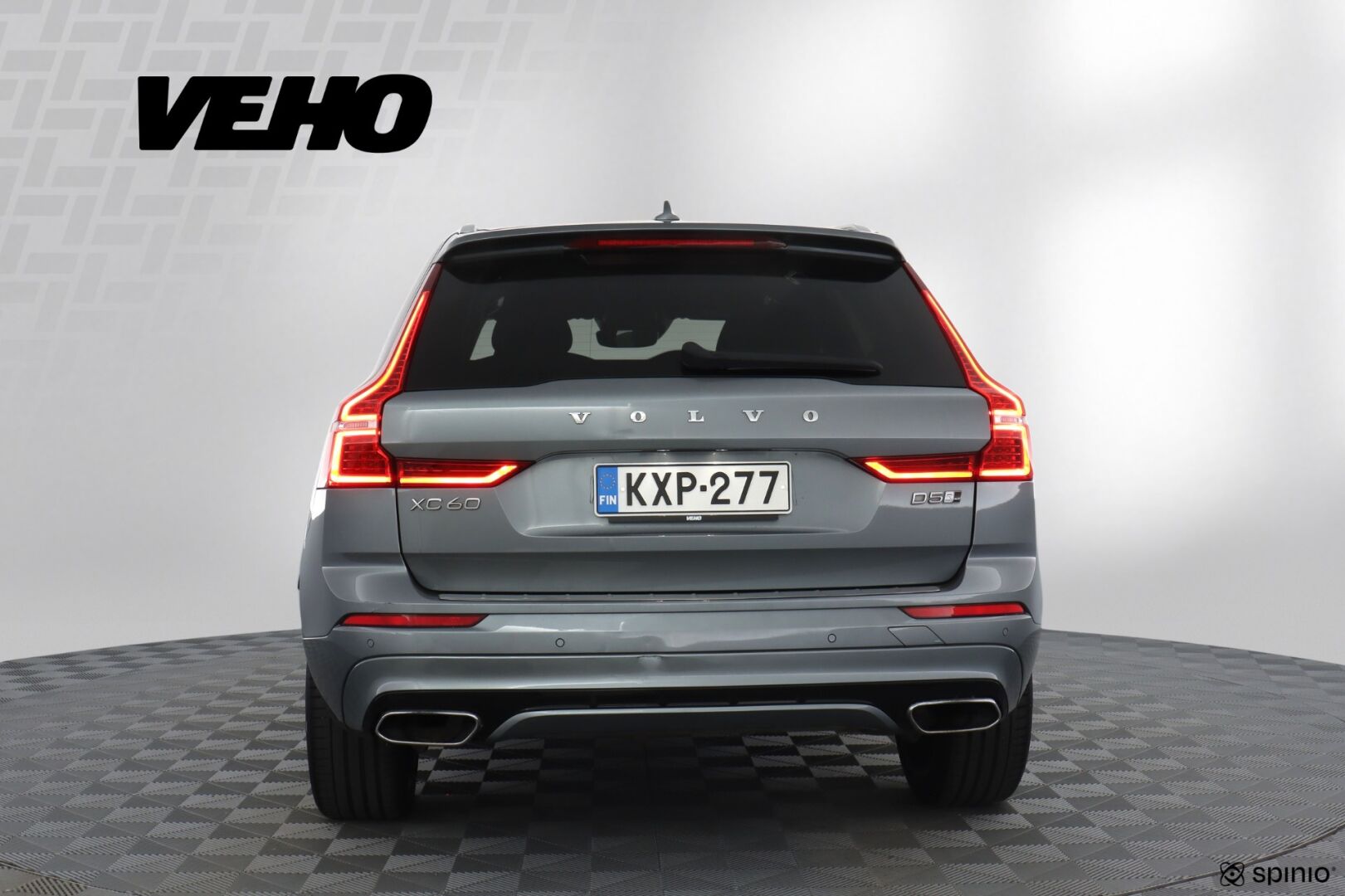 Volvo XC60 D5 AWD R-Design aut 2017, bild 3/29