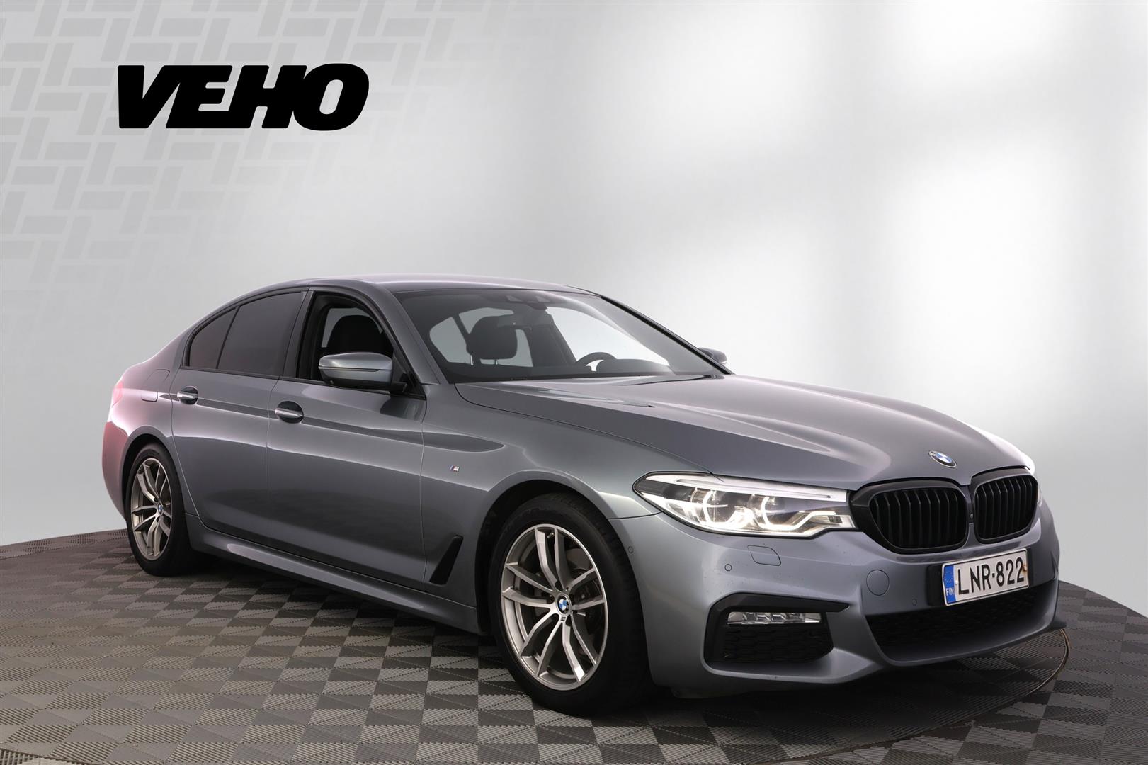 BMW 520 G30 Sedan 520d A xDrive Business 2017, kuva 7/36