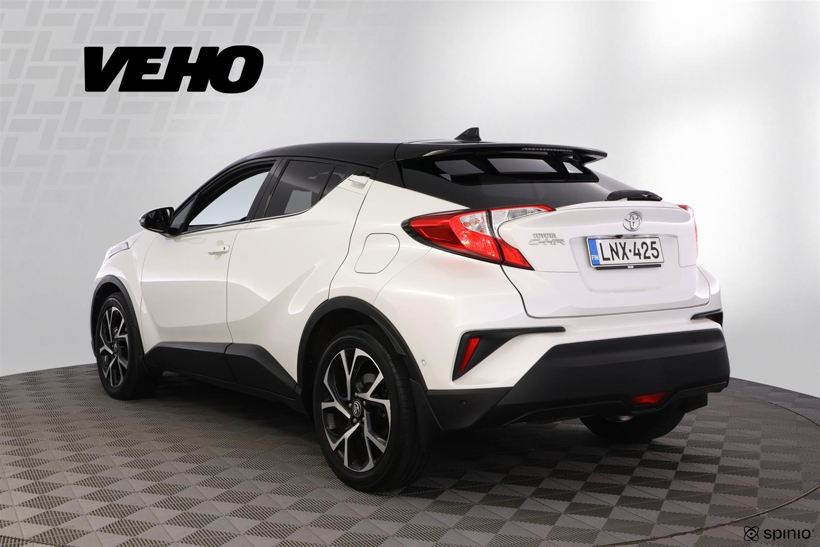 Toyota C-HR 1,2 T Style Multidrive S 2017, kuva 3/24