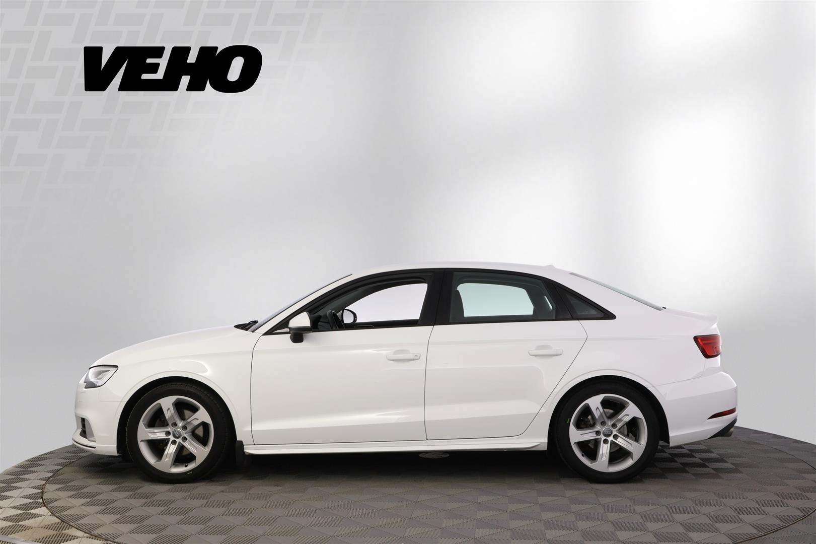 Audi A3 2018, kuva 2/32