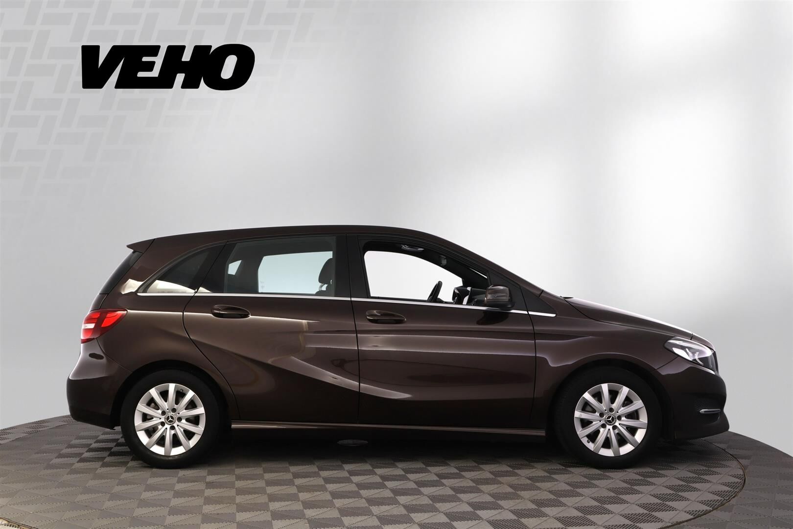 Mercedes-Benz B 180 A Edition One 2018, kuva 6/32