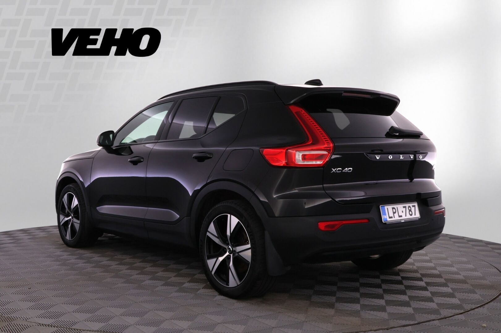 Volvo XC40 P8 AWD R-Design aut 2021, bild 3/25