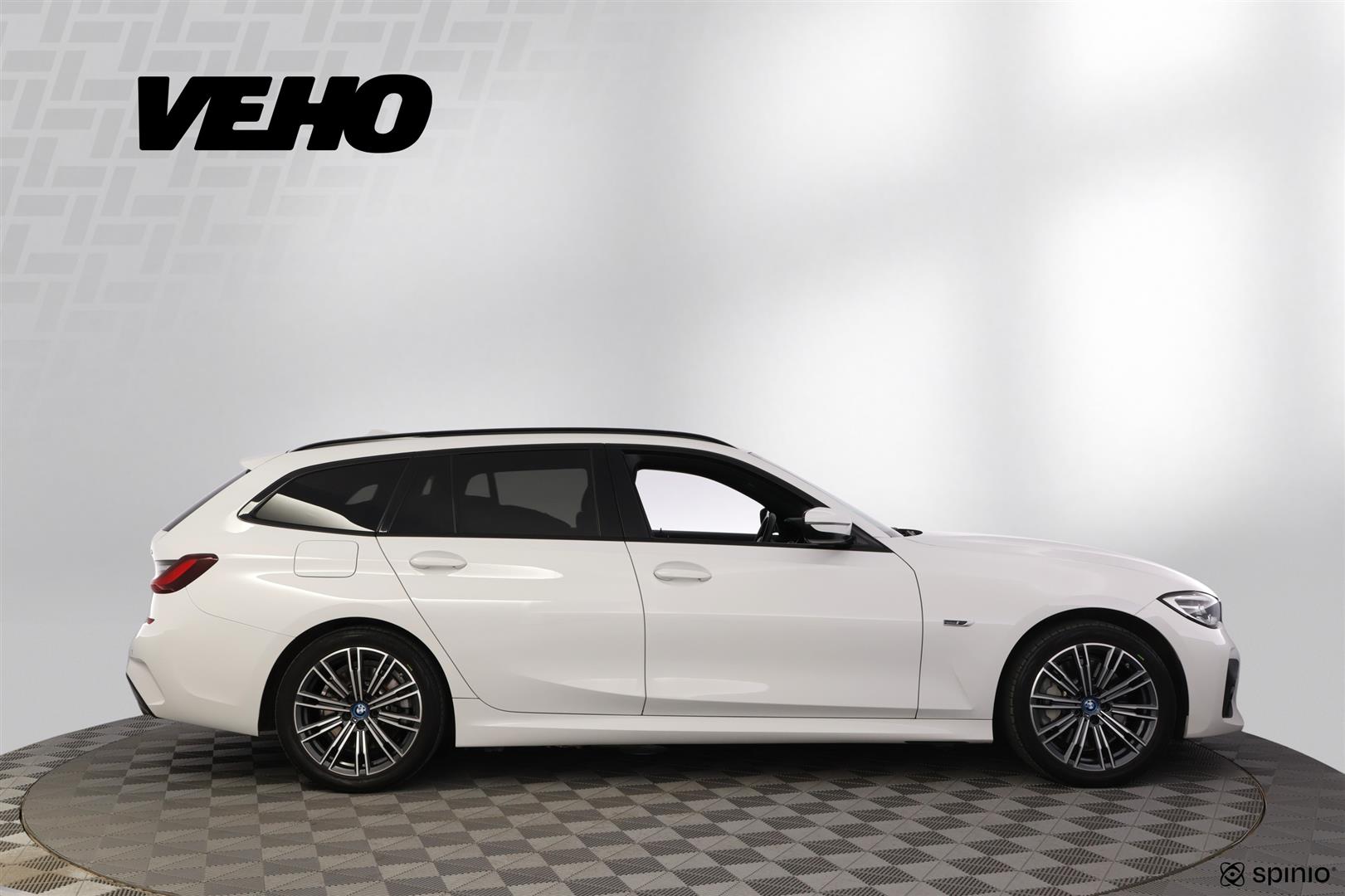BMW 330 2022, kuva 6/42