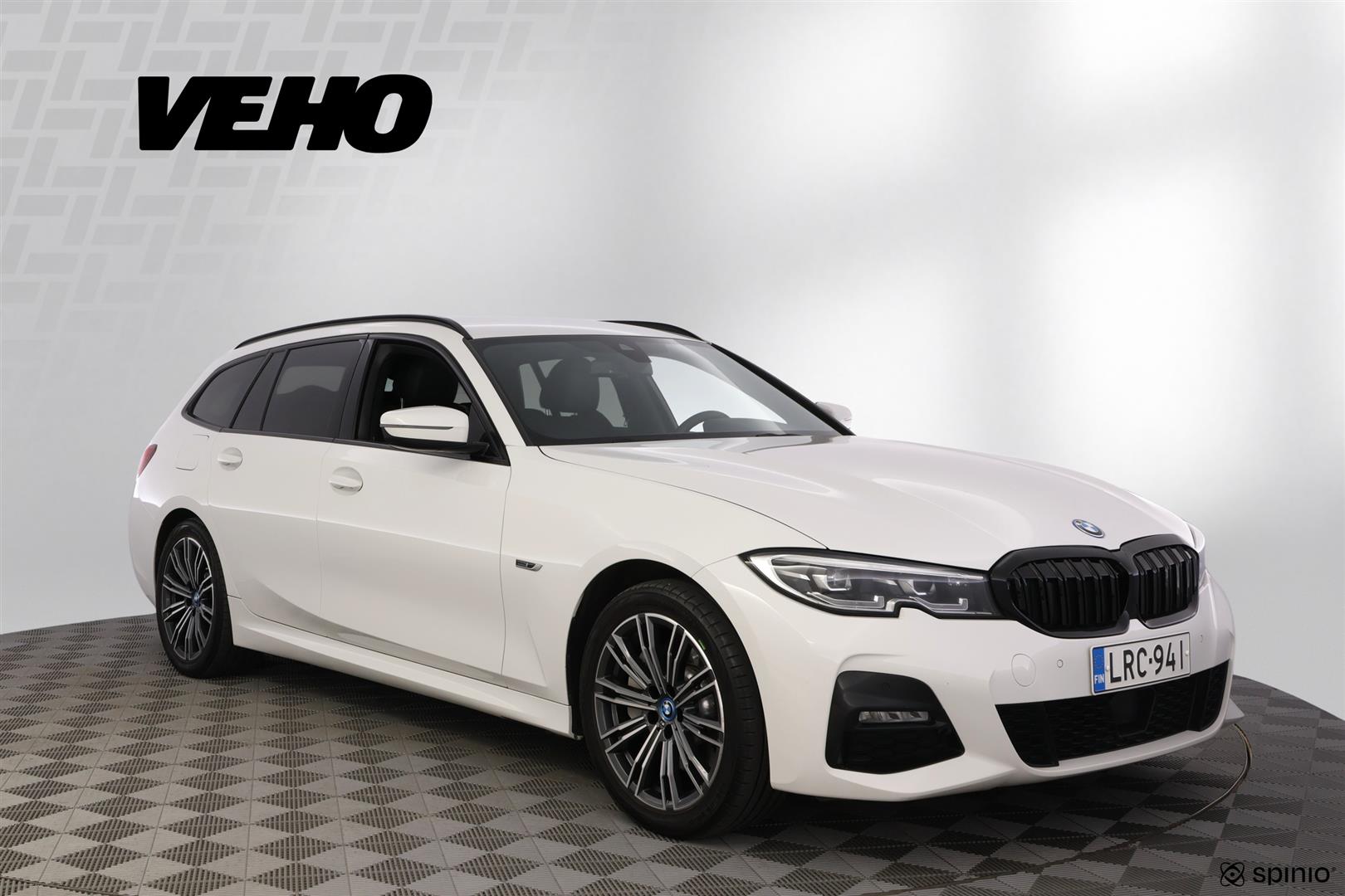 BMW 330 2022, kuva 7/42