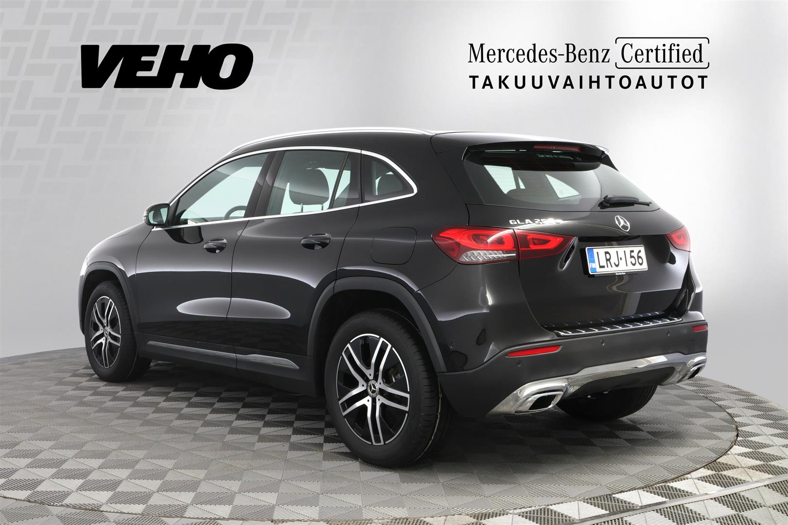 Mercedes-Benz GLA 2022, photo 3/37
