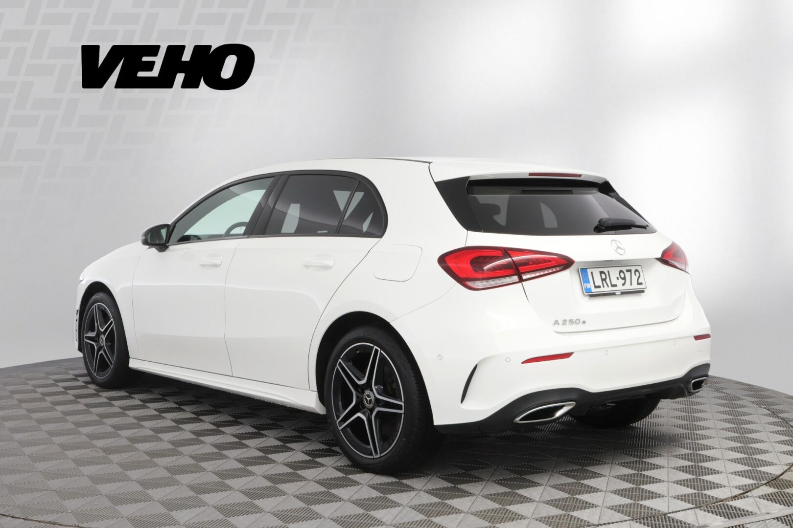 Mercedes-Benz A 250 e A AMG Edition 2022, bild 3/35