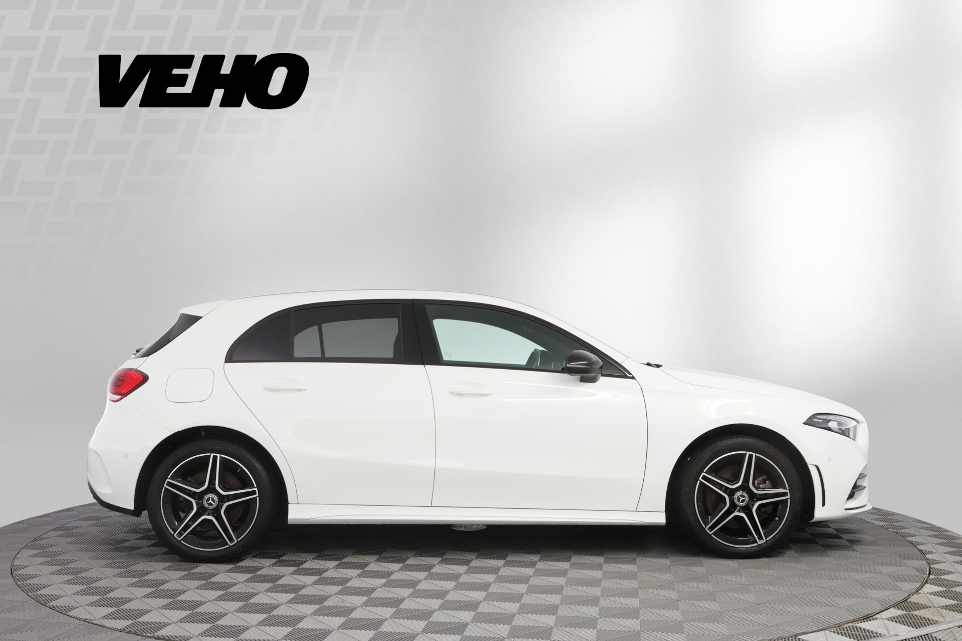 Mercedes-Benz A 250 e A AMG Edition 2022, kuva 5/35