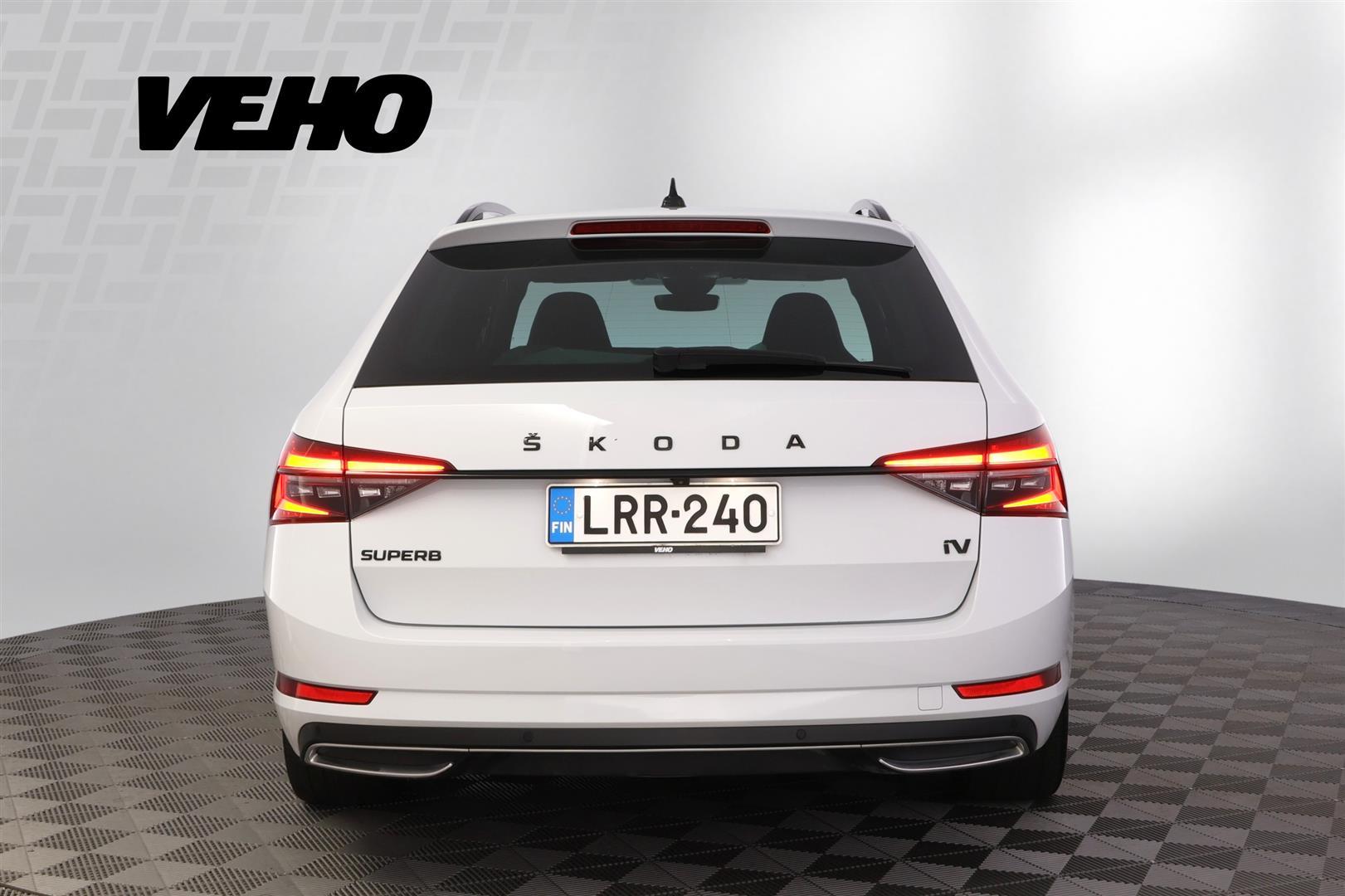 Skoda Superb 2023, kuva 4/44