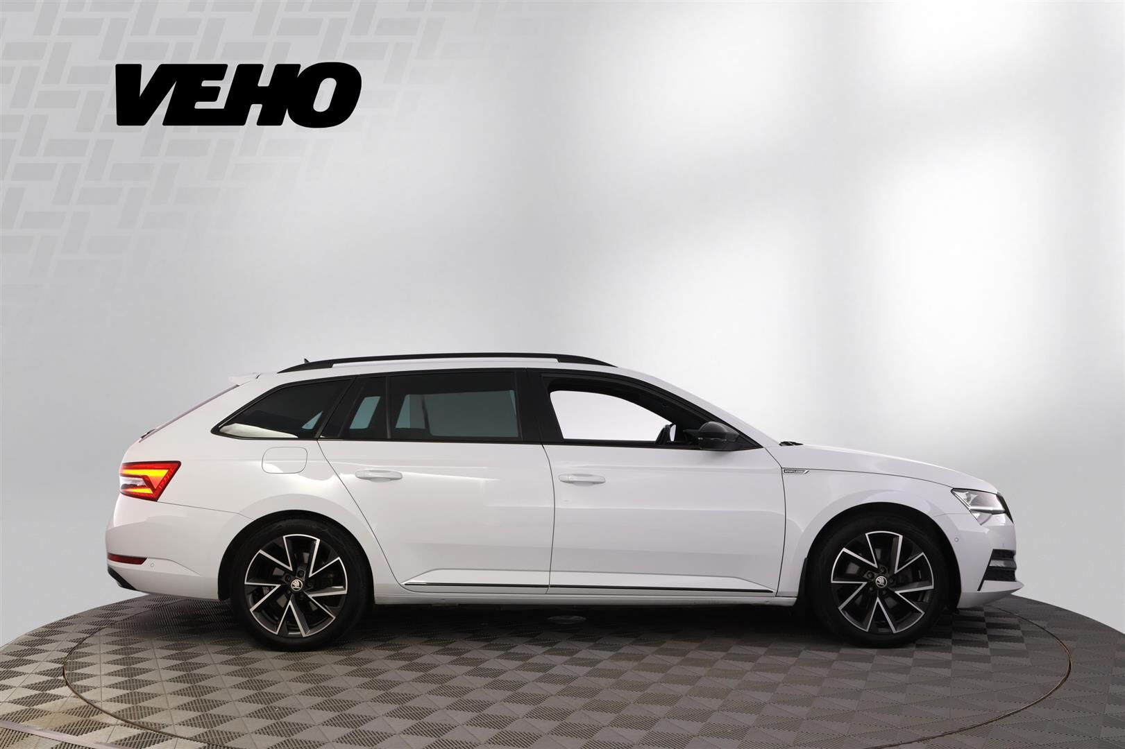 Skoda Superb 2023, bild 6/44
