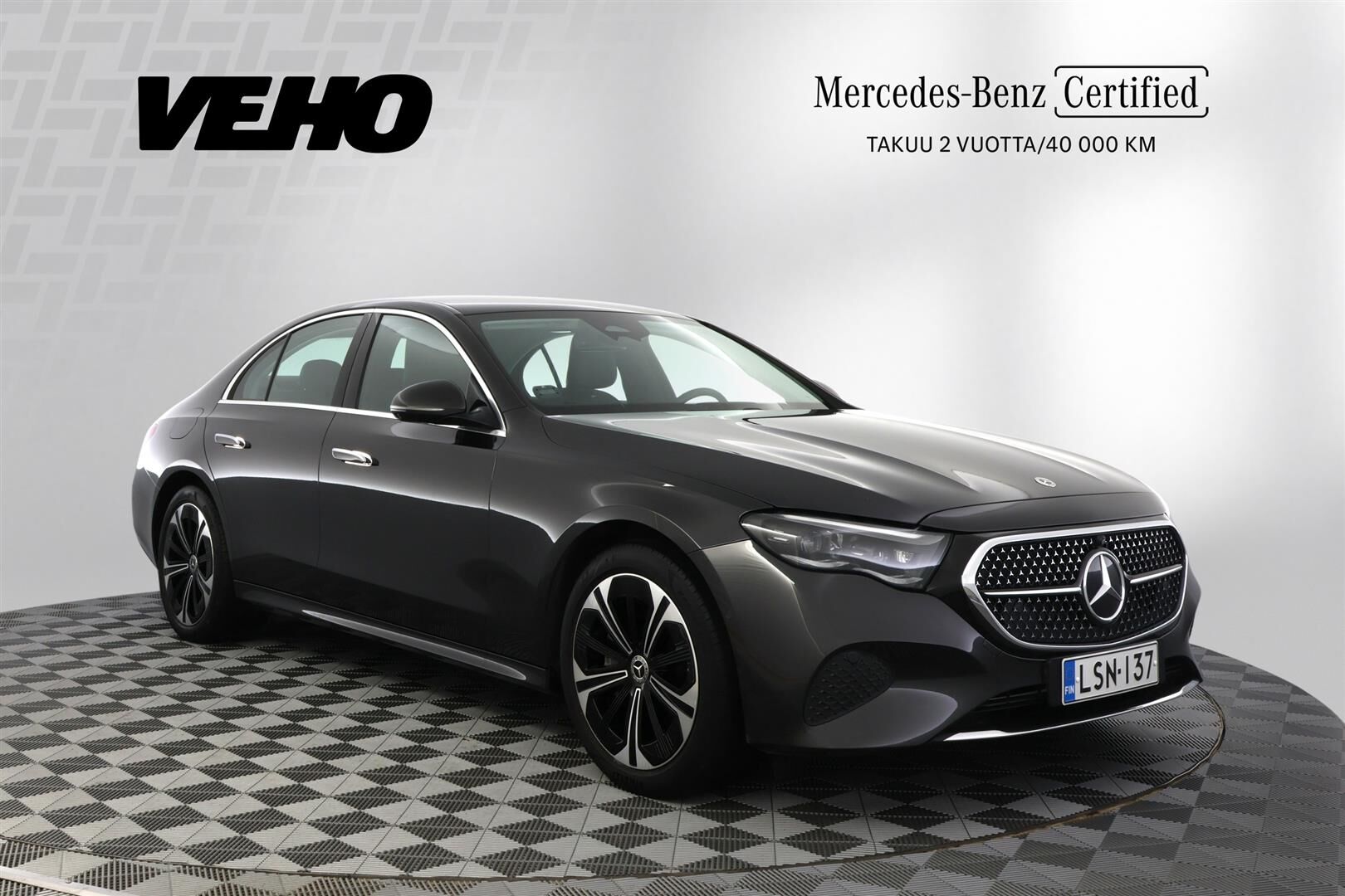 Mercedes-Benz E 300 e 4MATIC A Premium 2024, bild 7/26