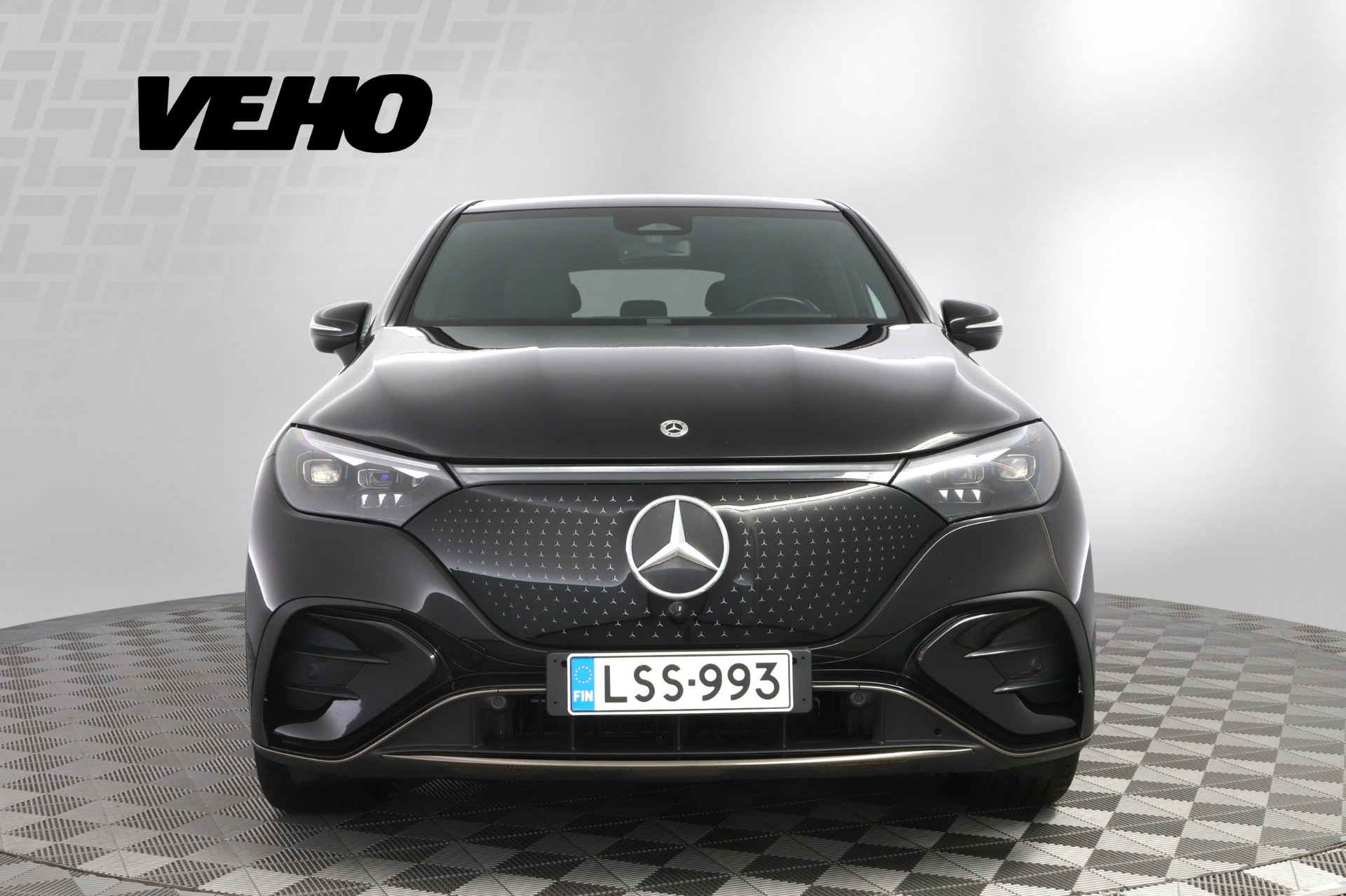 Mercedes-Benz EQE SUV 2024, kuva 7/34