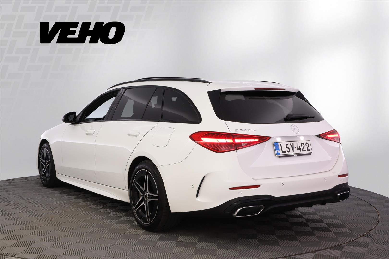 Mercedes-Benz C 300 e T A AMG Line 2023, photo 3/35