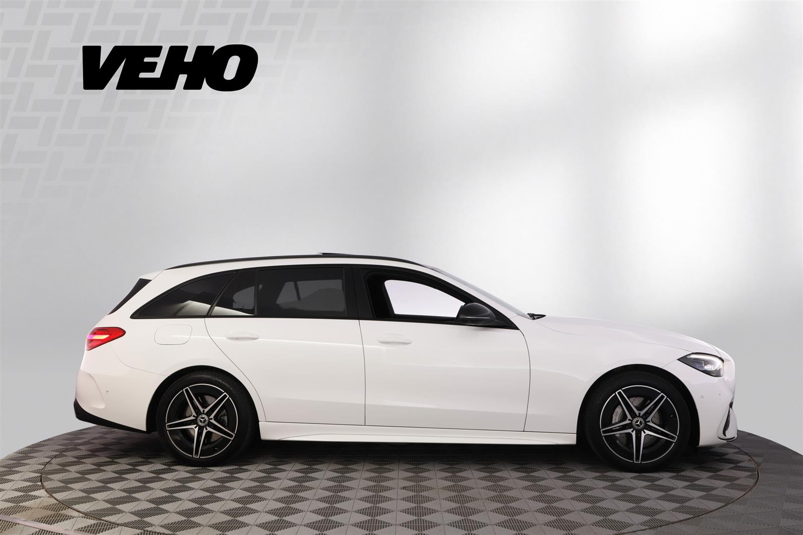 Mercedes-Benz C 300 e T A AMG Line 2023, photo 6/35