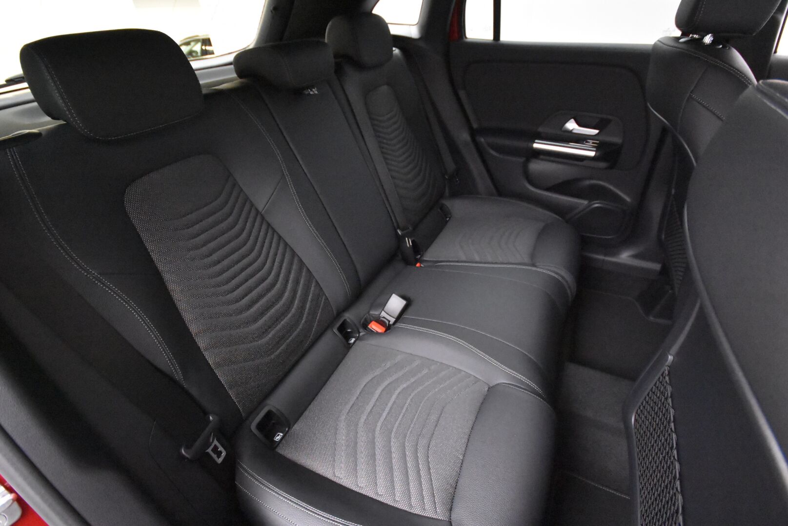 Mercedes-Benz GLA 2025, bild 7/30