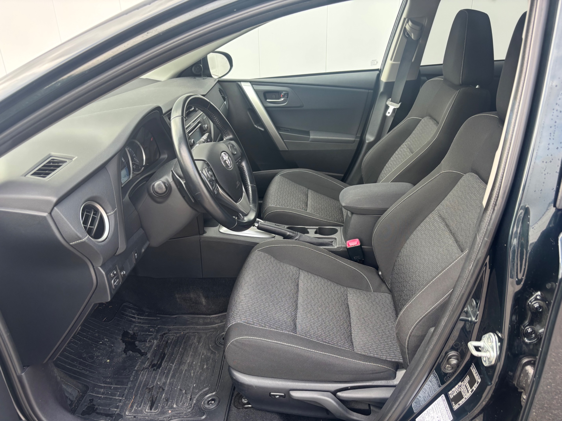 Toyota Auris 2014, kuva 4/19