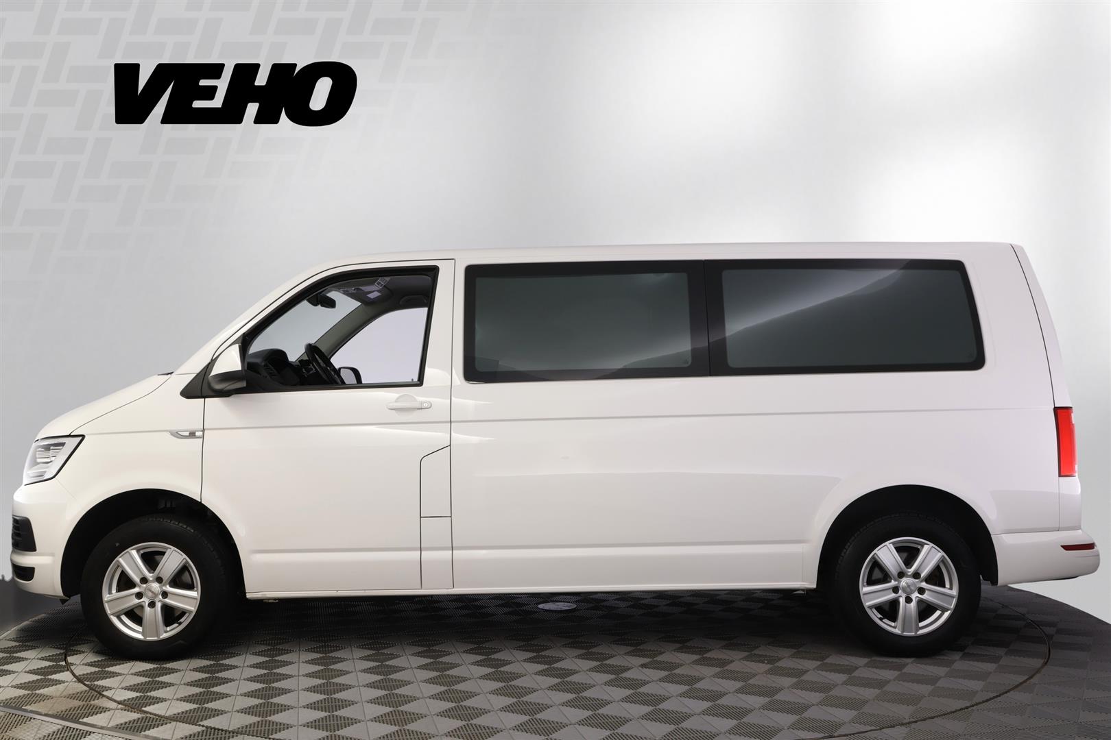 Volkswagen Caravelle 2018, kuva 2/28