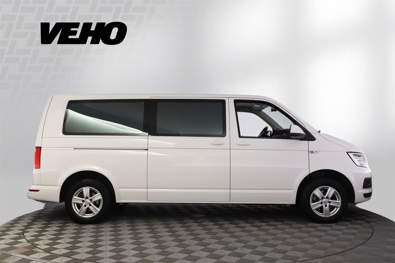 Volkswagen Caravelle 2018, bild 6/28