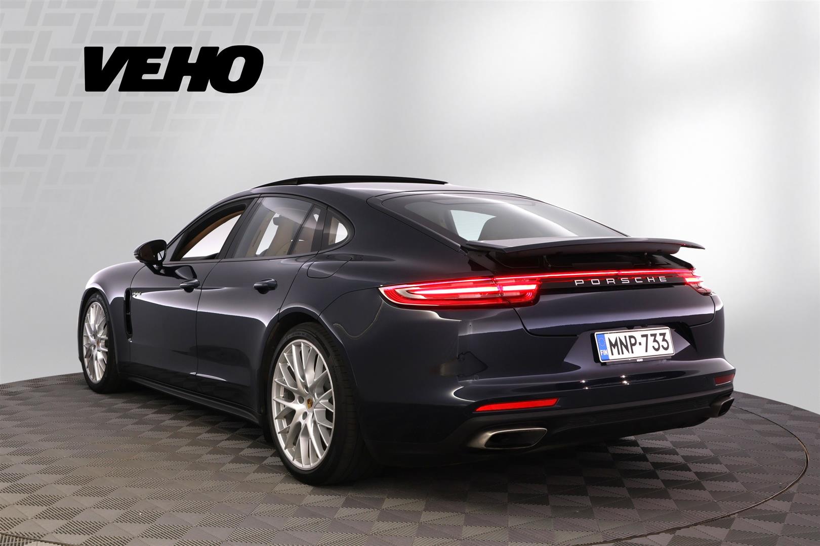 Porsche Panamera 2018, kuva 3/36