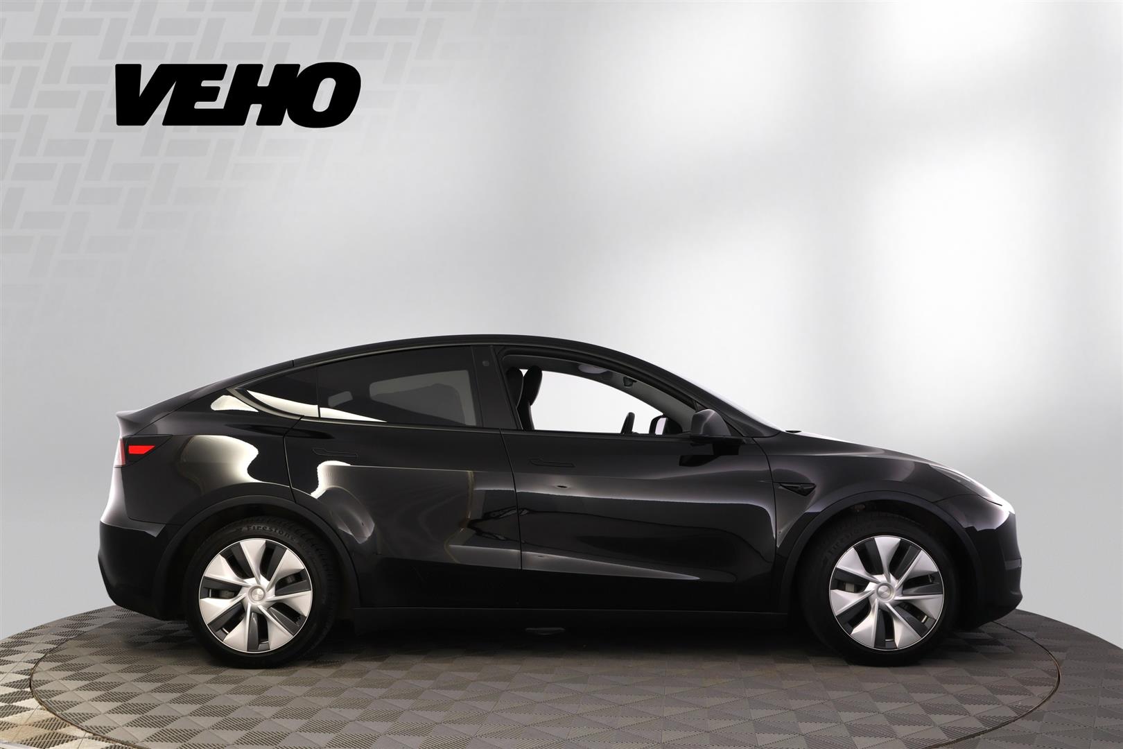 Tesla Model Y Long Range 2024, kuva 6/29