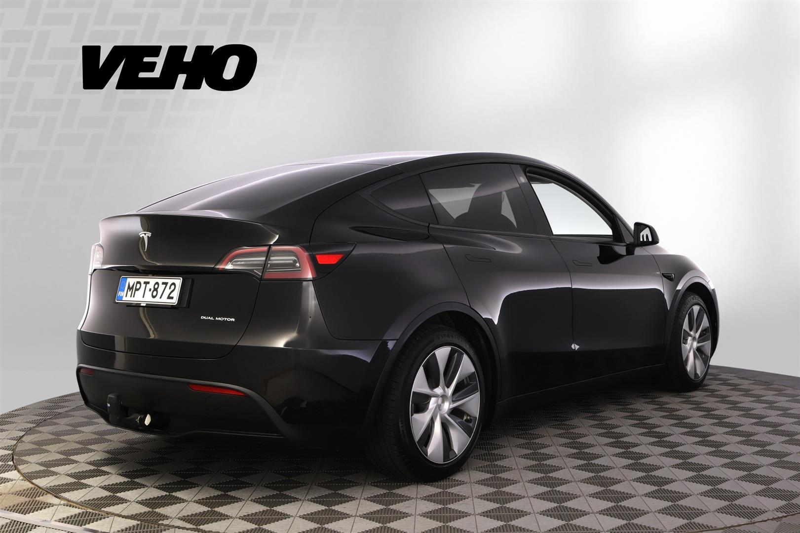 Tesla Model Y Long Range 2024, kuva 5/29