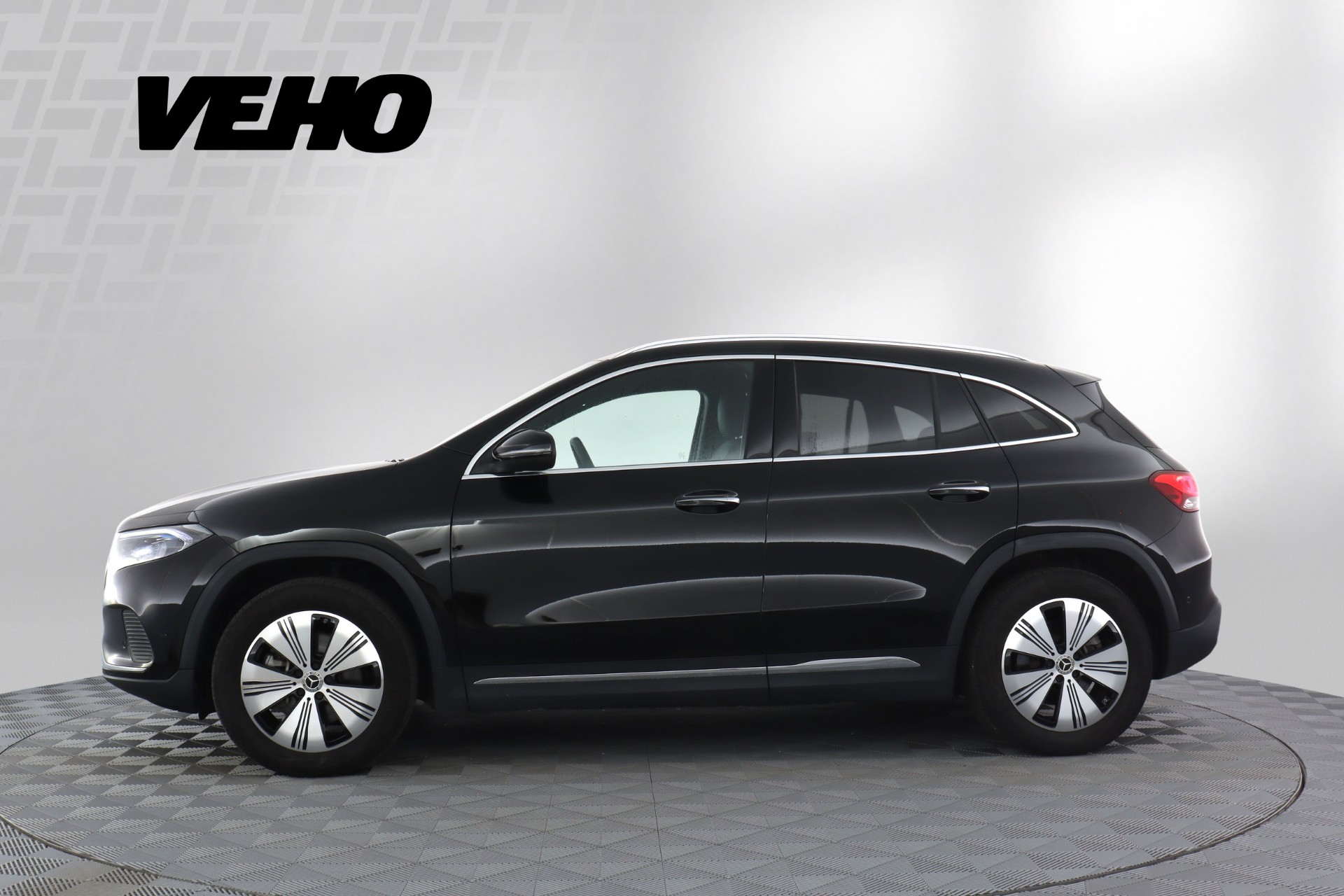 Mercedes-Benz EQA 300 4MATIC Business 2023, photo 2/23