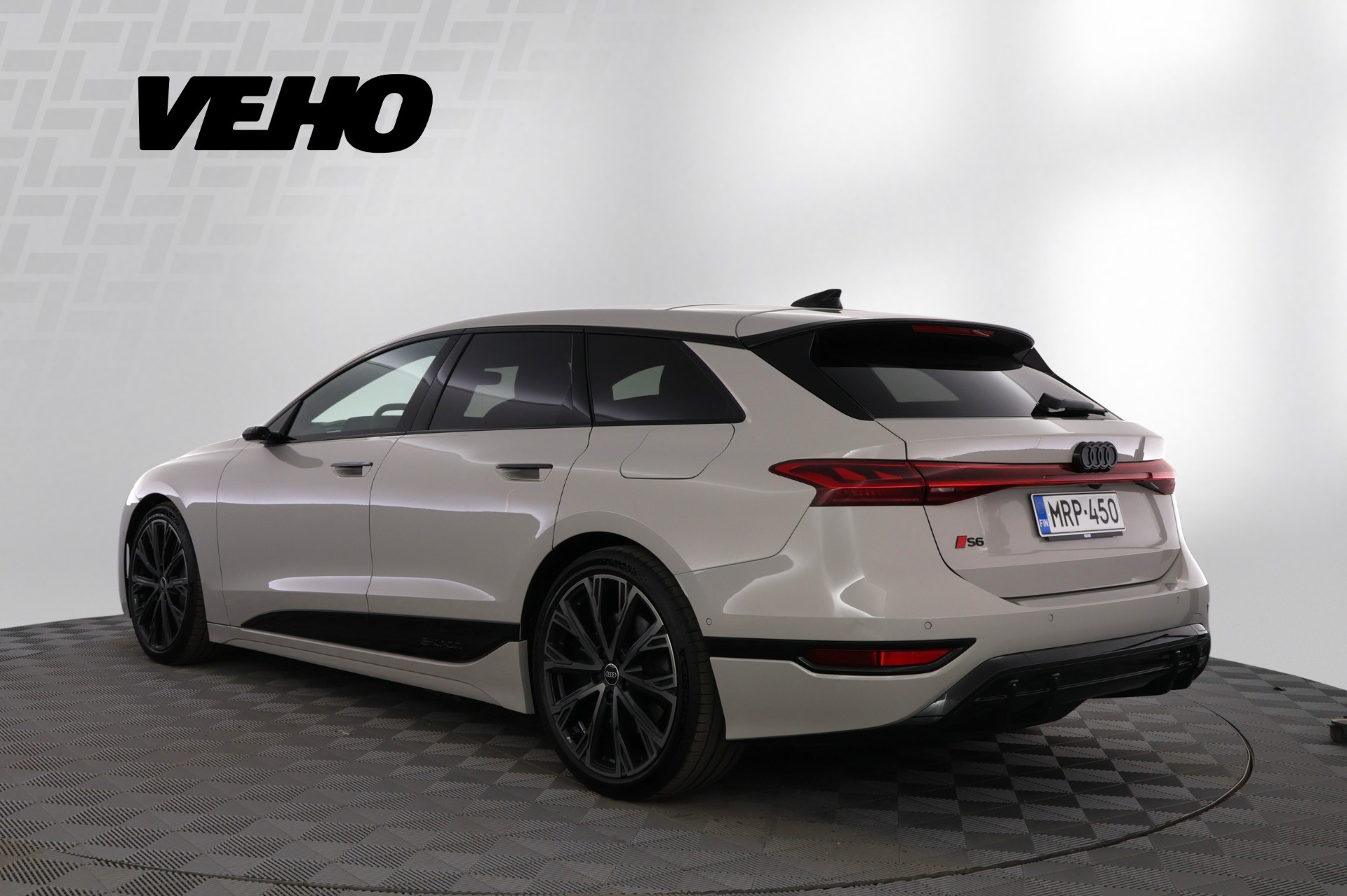 Audi S6 e-tron 2024, kuva 3/27