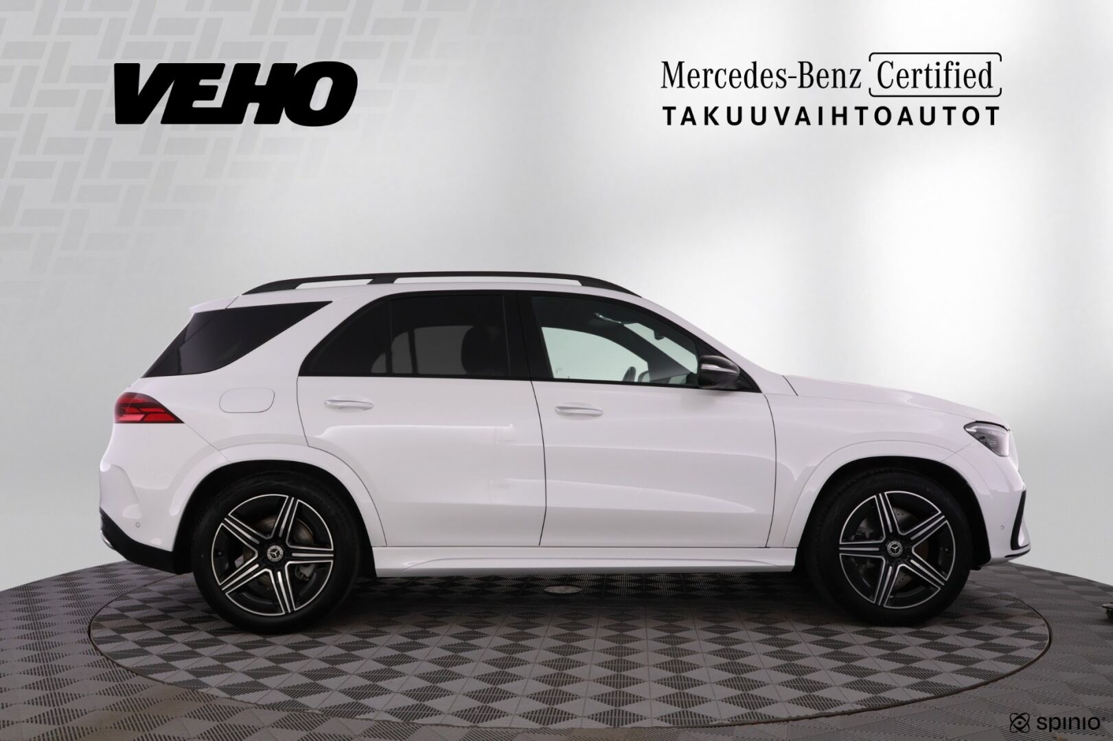 Mercedes-Benz GLE 400 e 4MATIC 2026, bild 6/30
