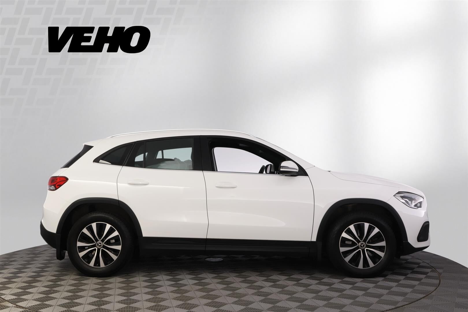 Mercedes-Benz GLA 2021, bild 6/41