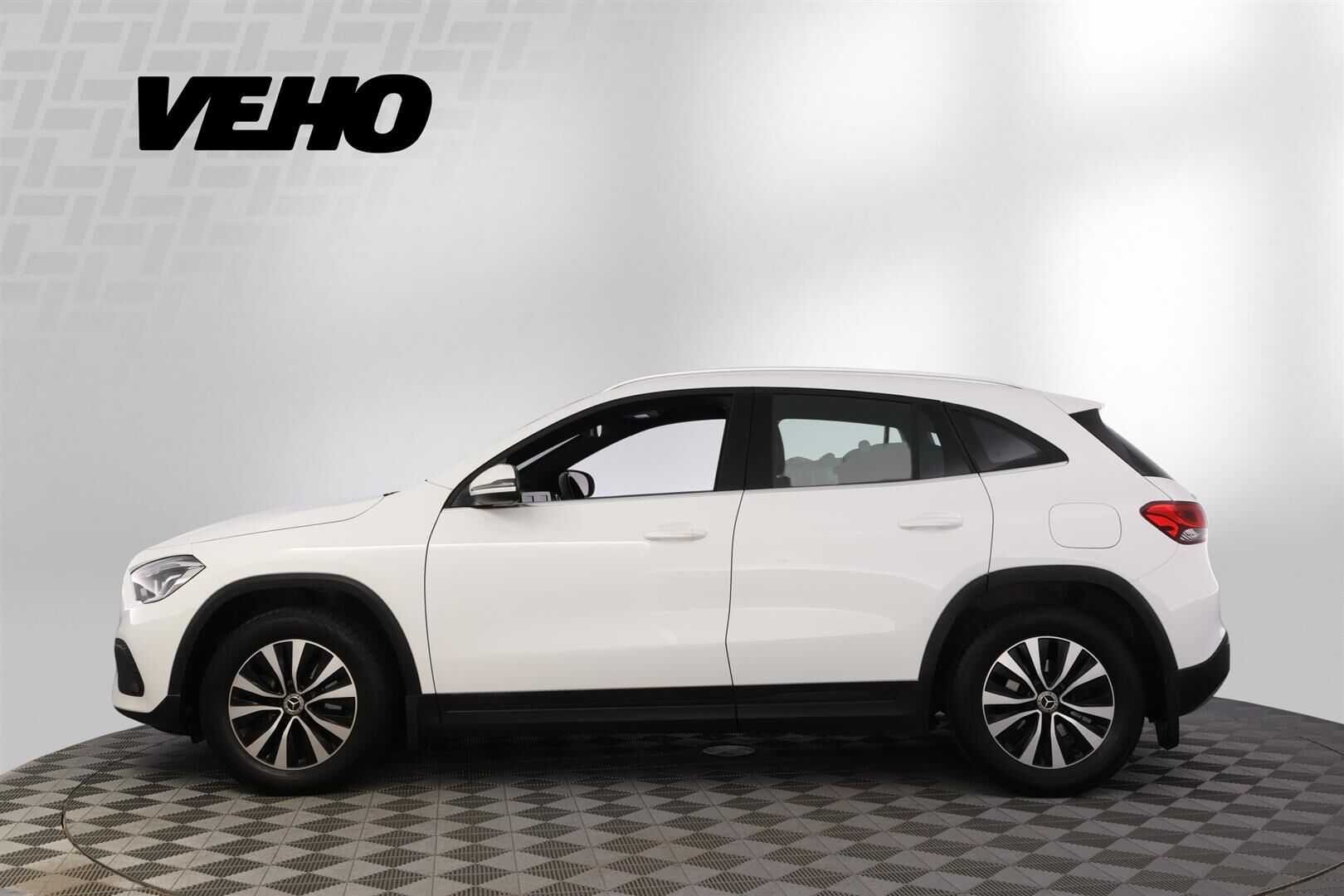 Mercedes-Benz GLA 2021, bild 2/41