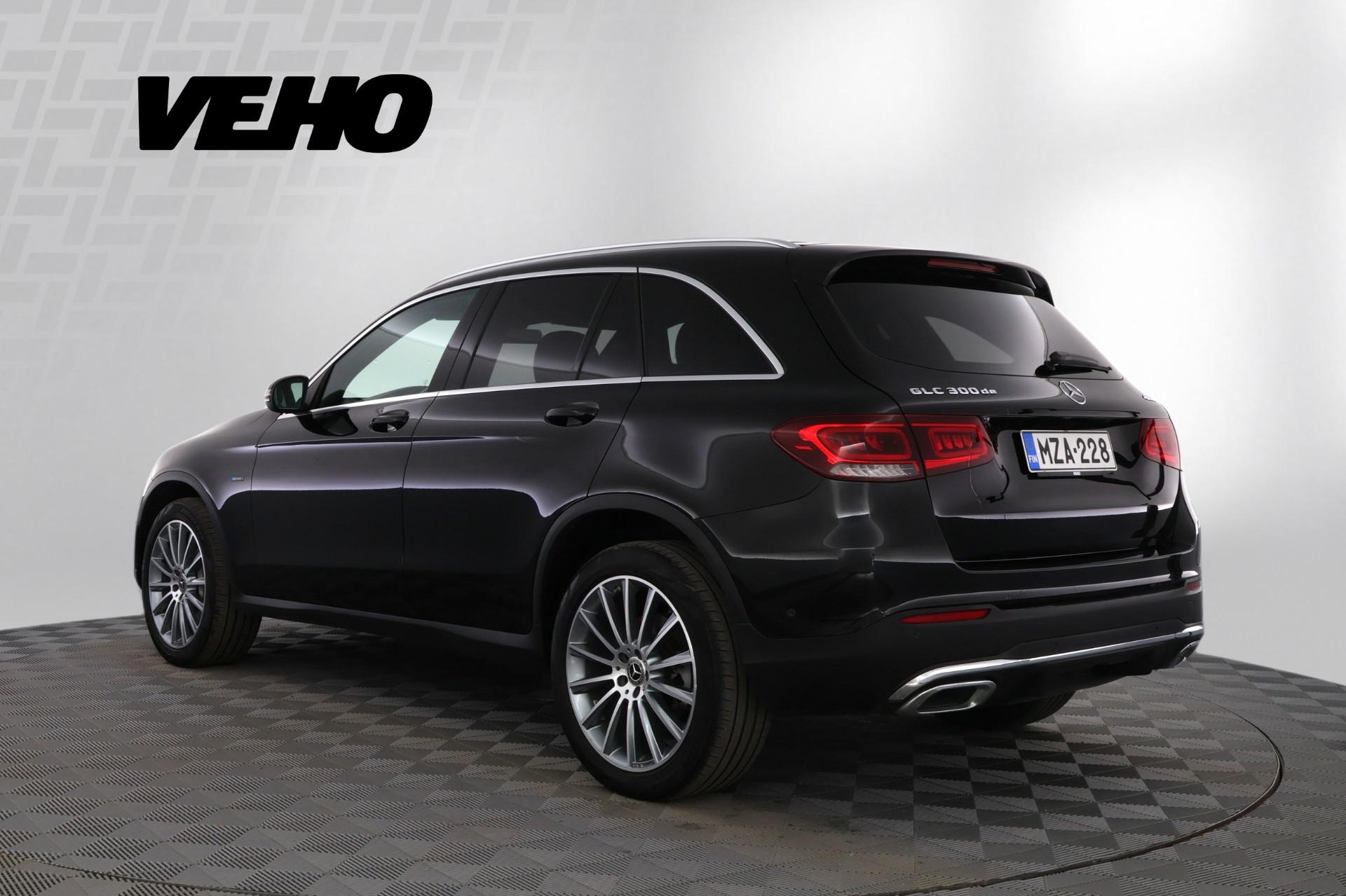 Mercedes-Benz GLC 2020, kuva 7/30