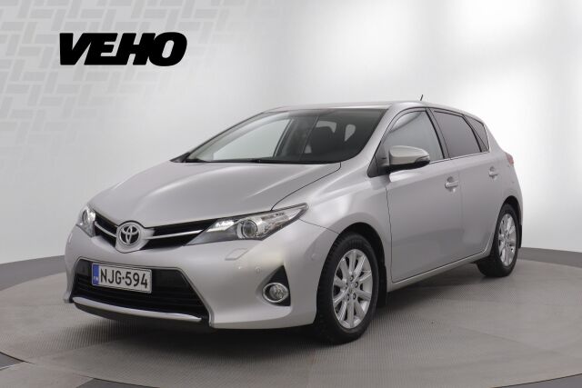 TOYOTA AURIS 2013