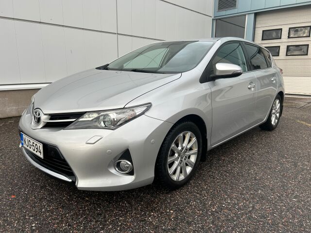 TOYOTA AURIS 2013