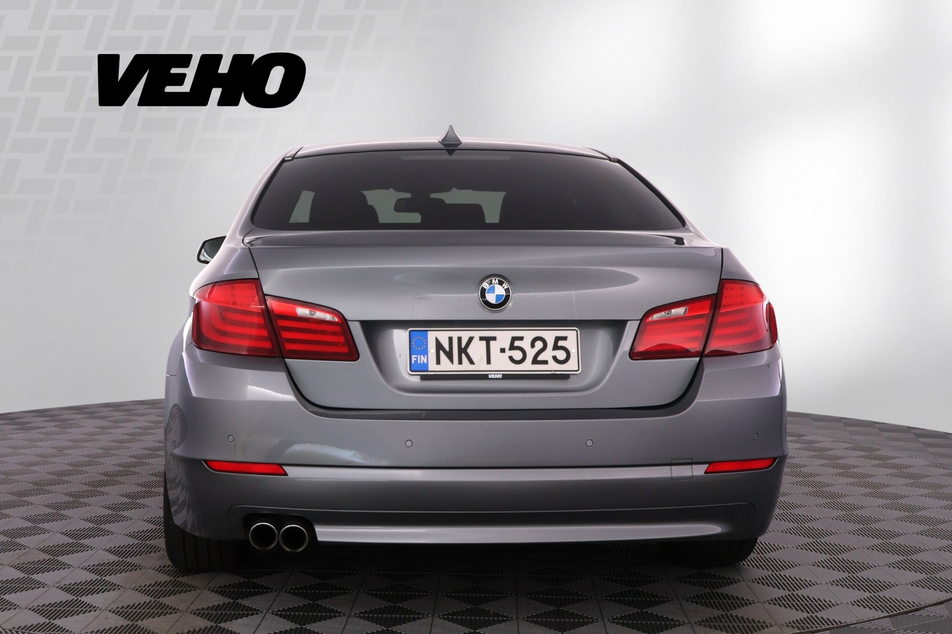 BMW 520 A F10 Sedan 2010, kuva 4/28