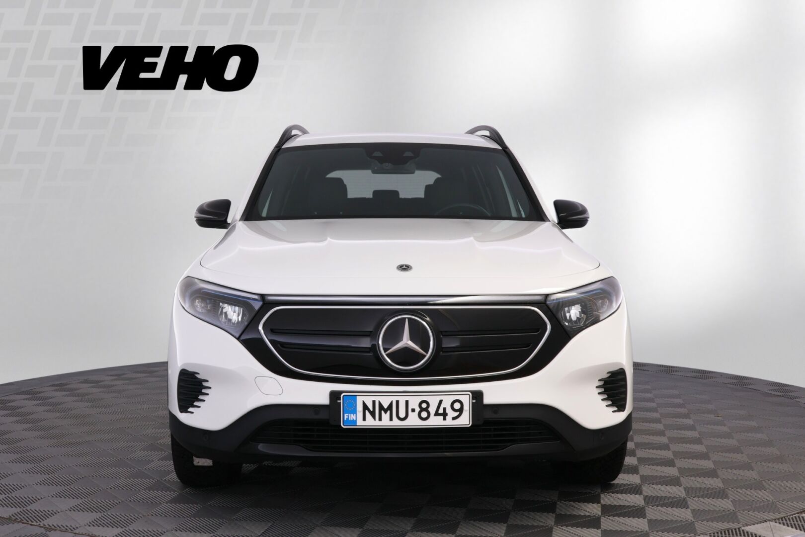 Mercedes-Benz EQB 300 4MATIC Business 2022, bild 2/39