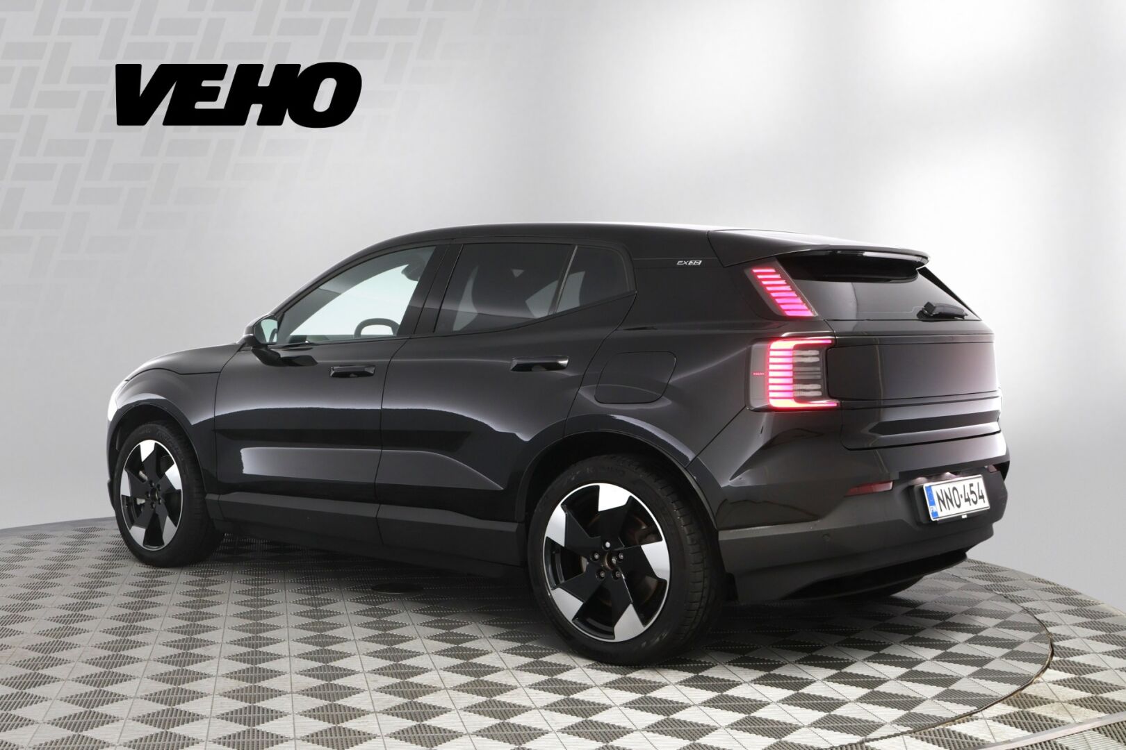 Volvo EX30 Twin Performance Plus 2024, bild 6/26