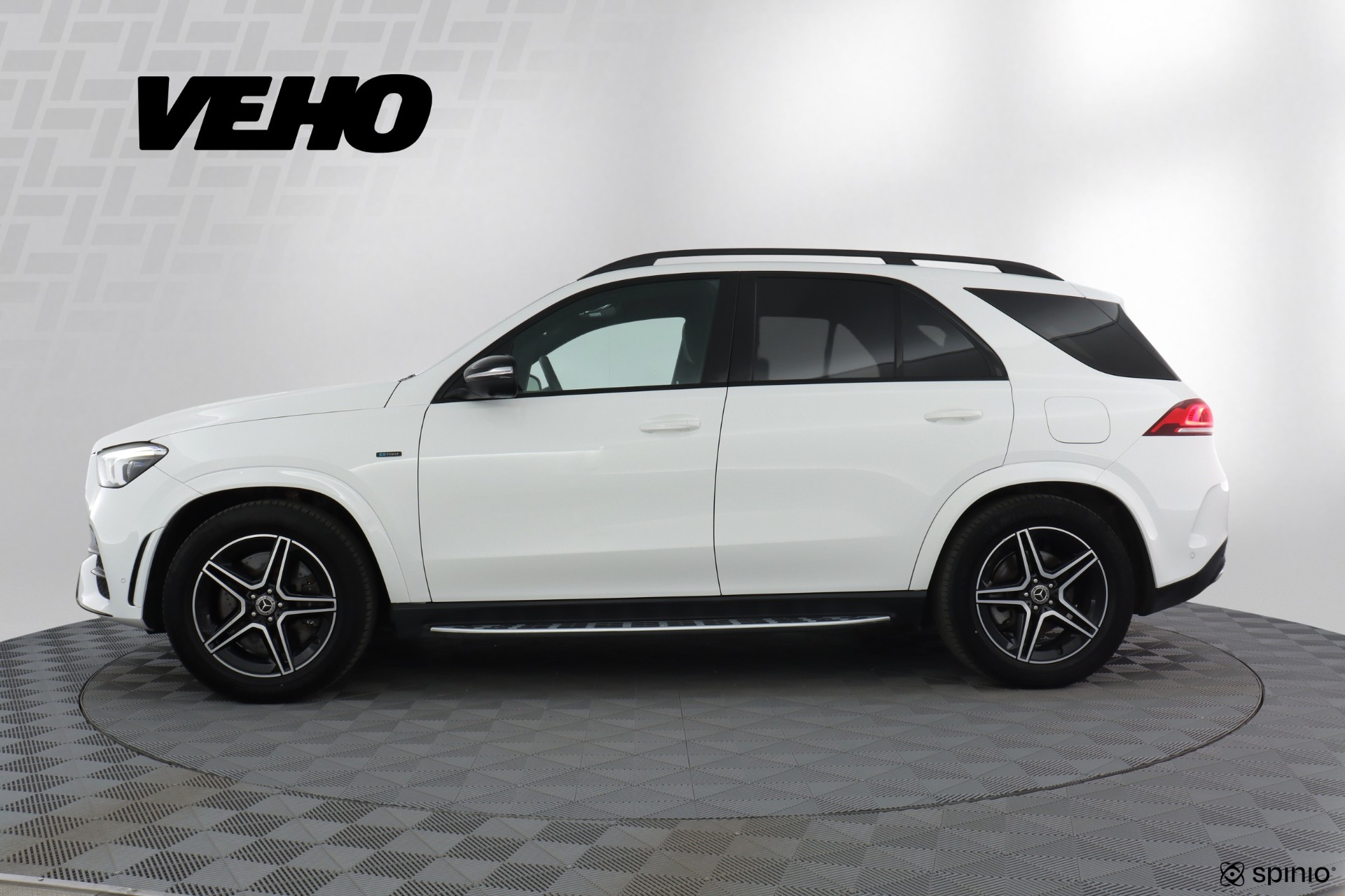 Mercedes-Benz GLE 2020, kuva 2/9