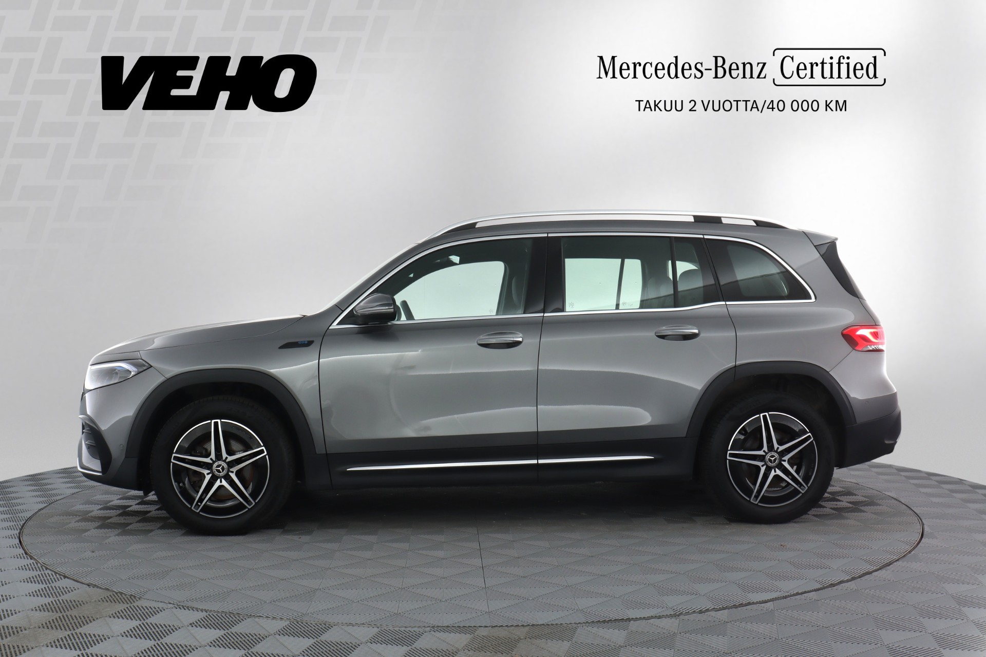 Mercedes-Benz EQB 2022, kuva 2/23