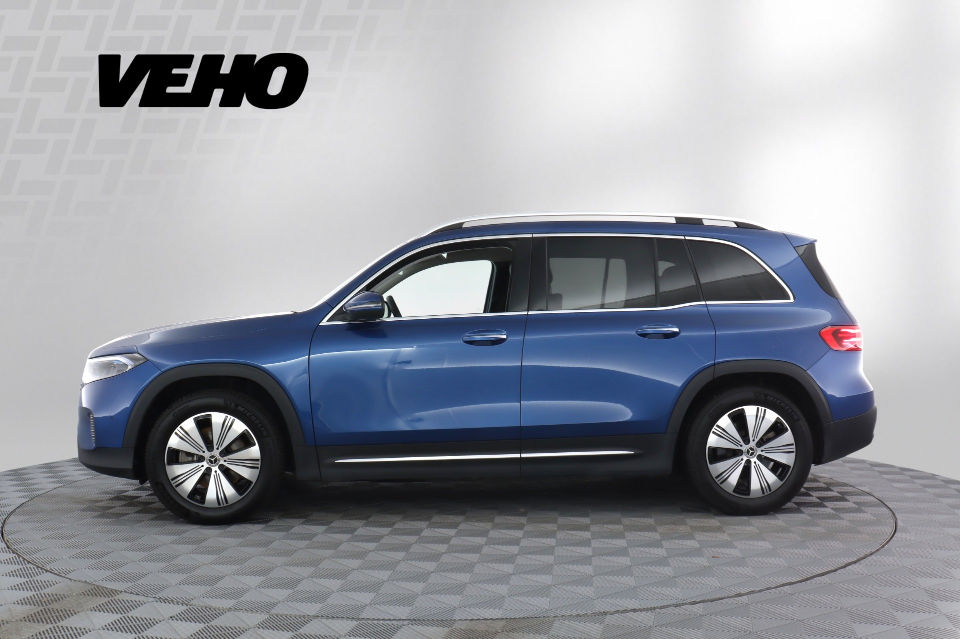 Mercedes-Benz EQB 250+ 2024, kuva 2/19