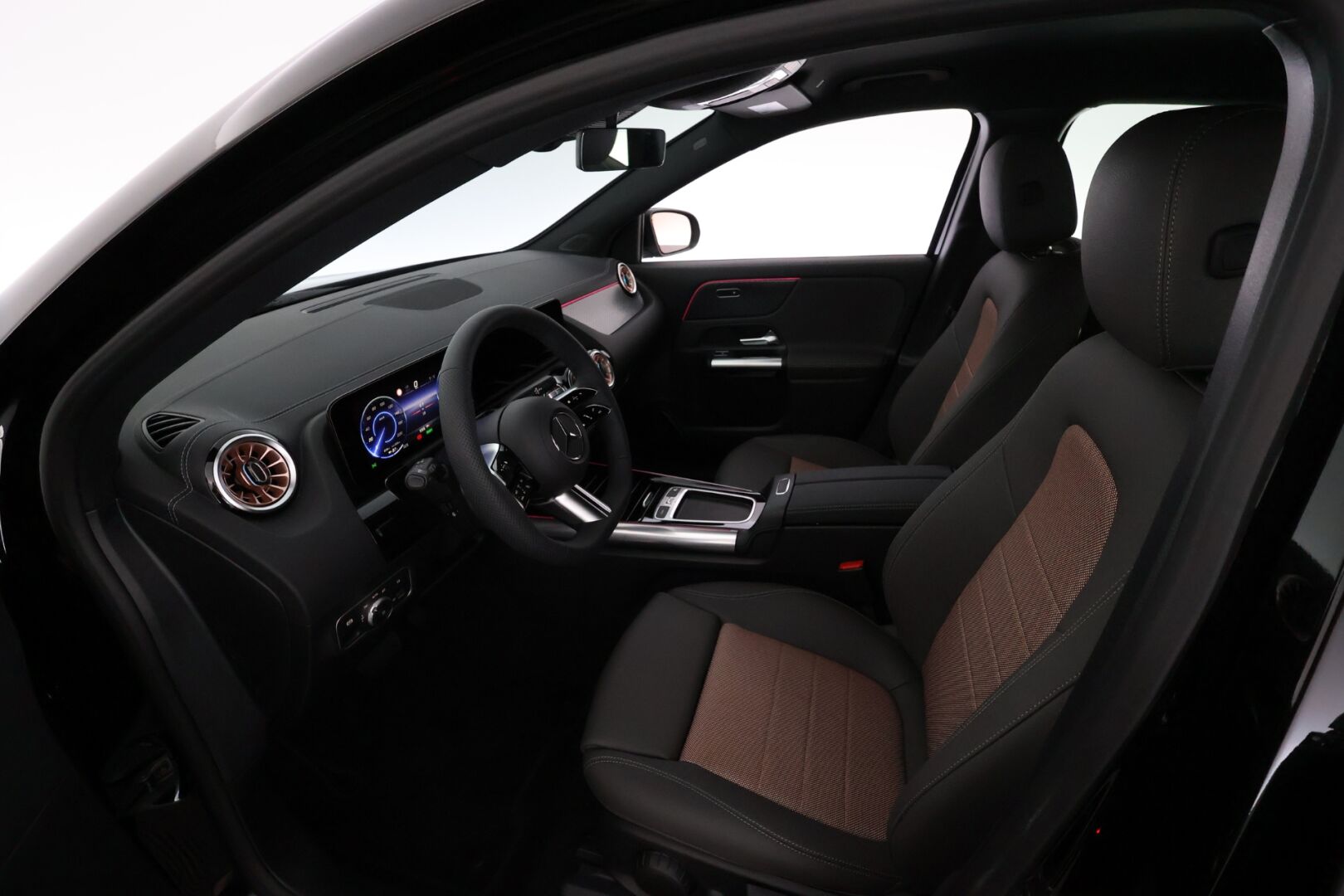 Mercedes-Benz EQA 250+ Business Edition 2025, bild 7/9