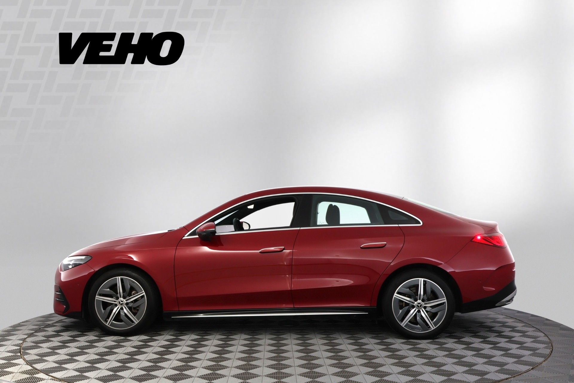 Mercedes-Benz CLA 350 4MATIC AMG Line 2026, kuva 2/19