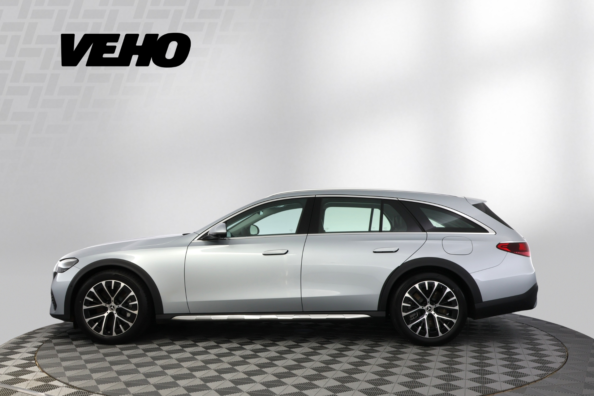 Mercedes-Benz E 2025, photo 2/12