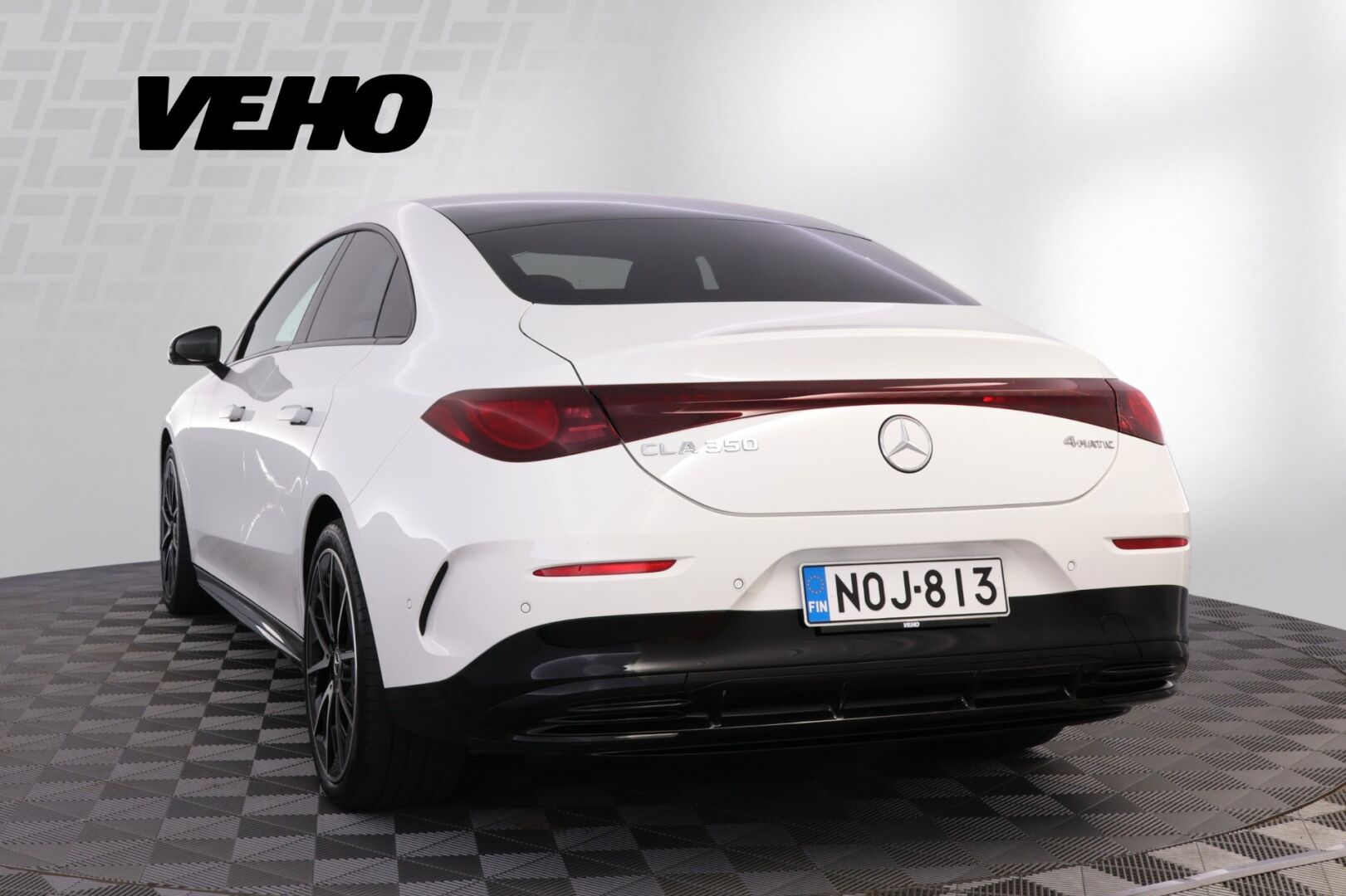 Mercedes-Benz CLA 350 4MATIC AMG Line 2025, bild 4/32