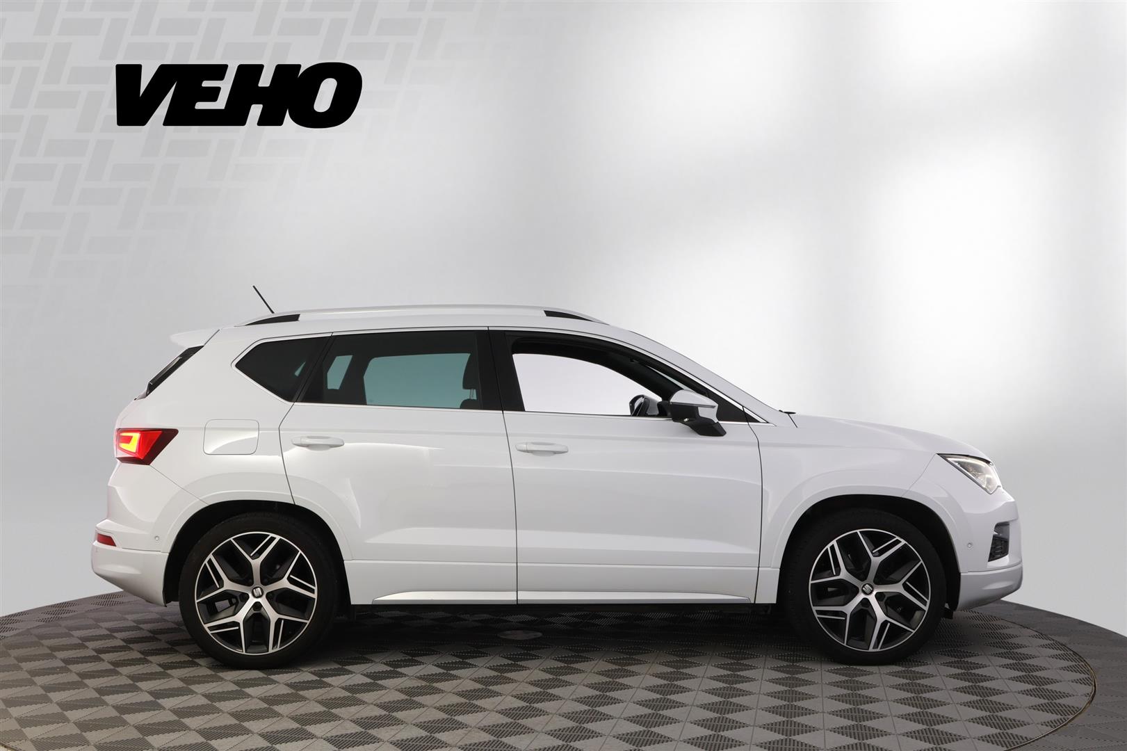 Seat Ateca 2,0 TDI 190 4DRIVE FR DSG 2017, kuva 6/42