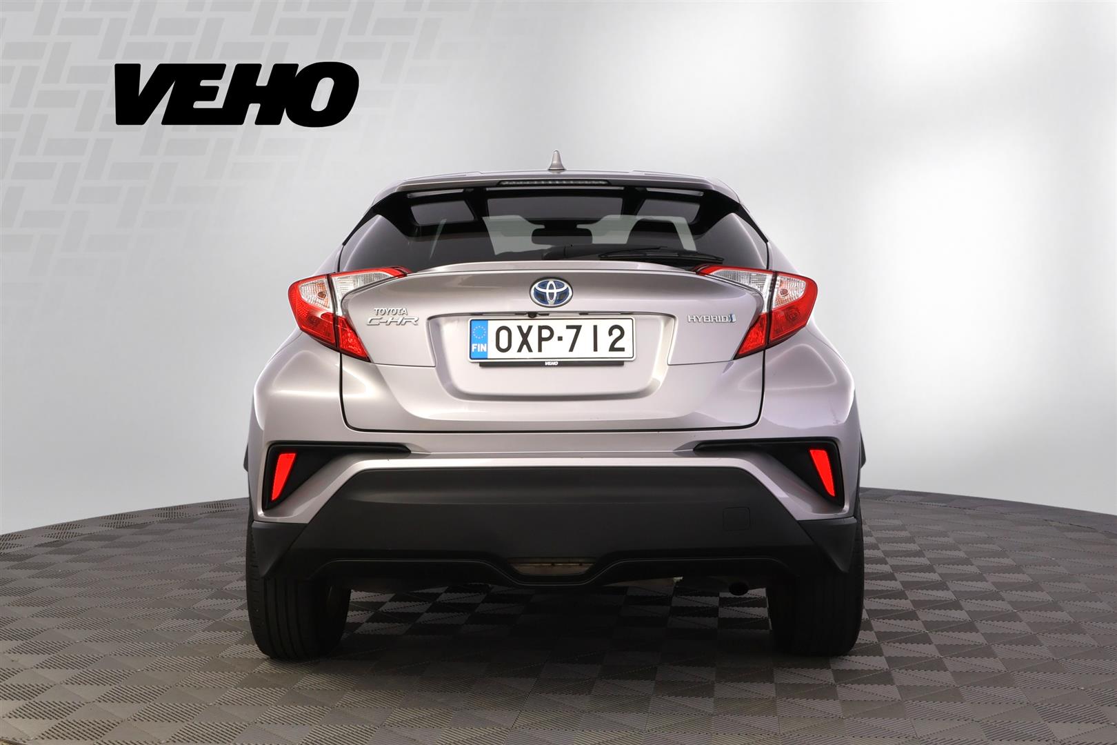 Toyota C-HR 1,8 Hybrid Active Edition 2019, photo 4/30