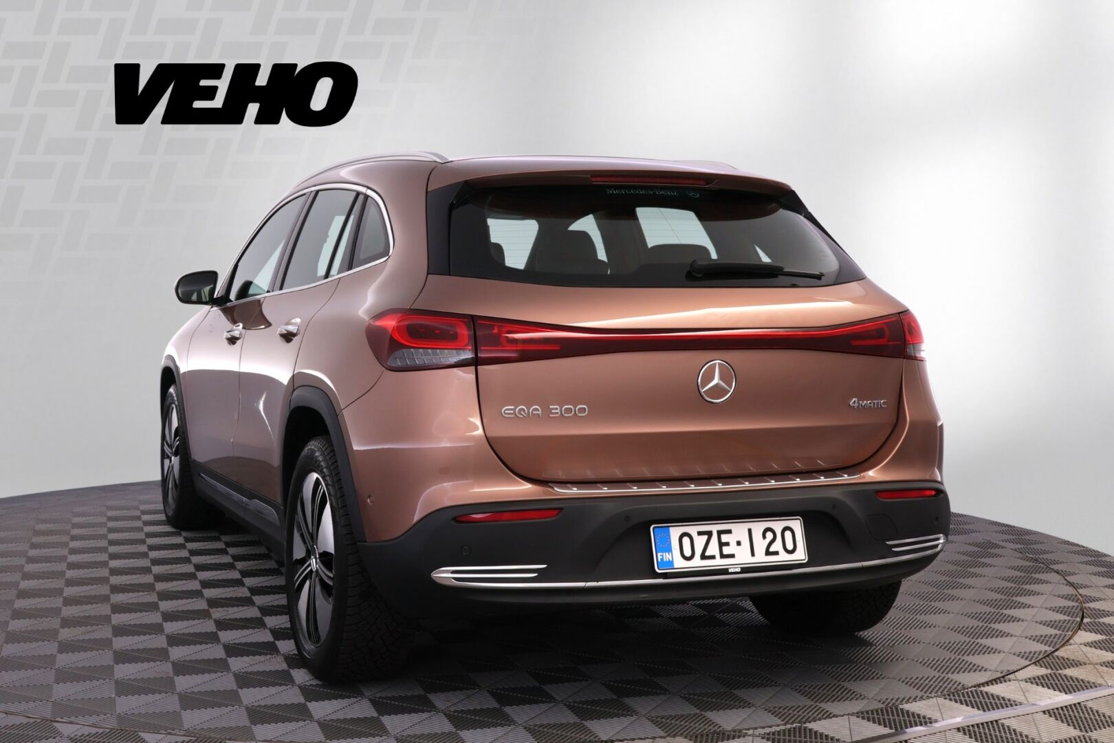 Mercedes-Benz EQA 300 4MATIC Business 2023, kuva 4/36