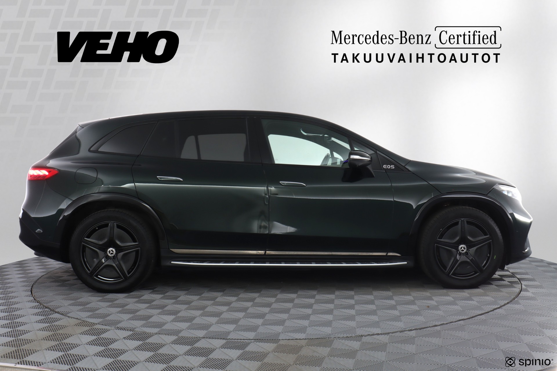 Mercedes-Benz EQS SUV 2023, photo 6/32