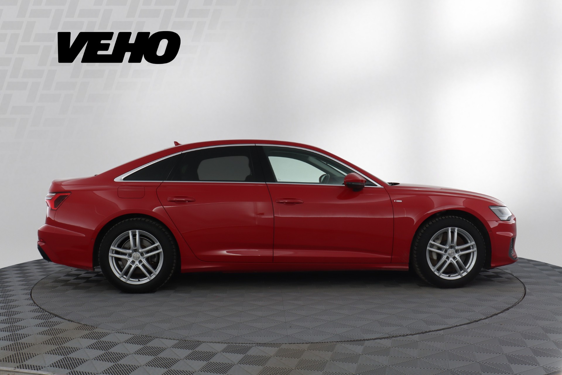 Audi A6 2020, photo 6/21